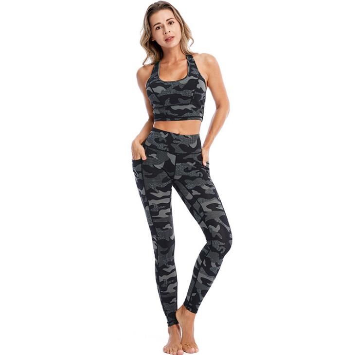 Women Camouflage Printed Workout Clothes